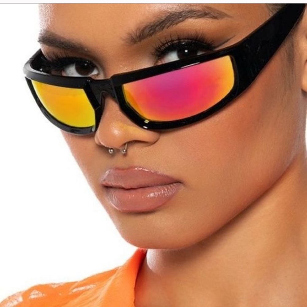 Sport Mode: Iridescent Mirror Reflective Ski Sunnies